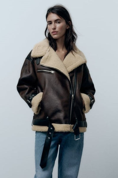 Bridget - Chaqueta con Solapa de Cuero Sintético Elegante