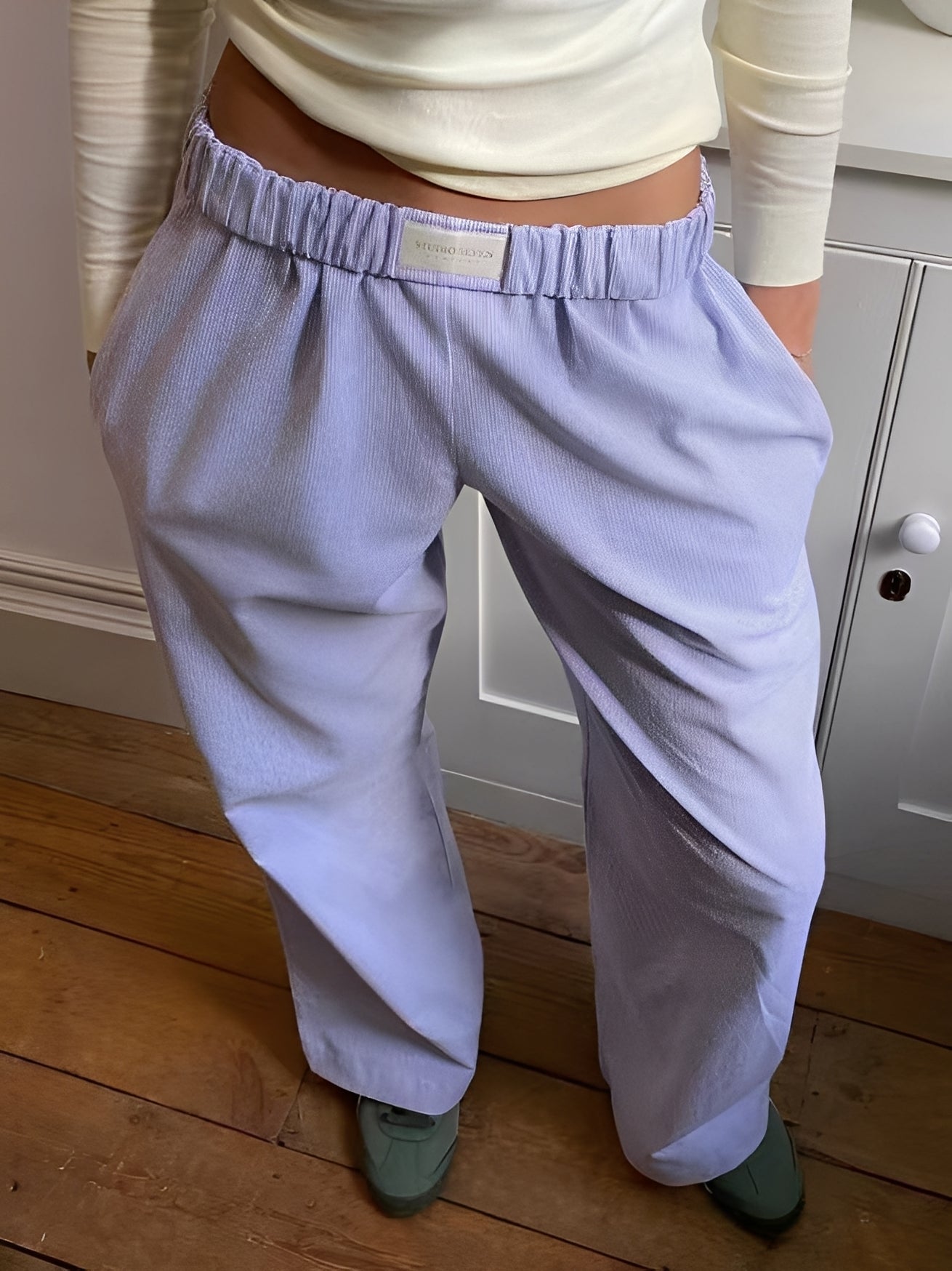 Malvina - Cómodos, sencillos pantalones lounge para mujeres