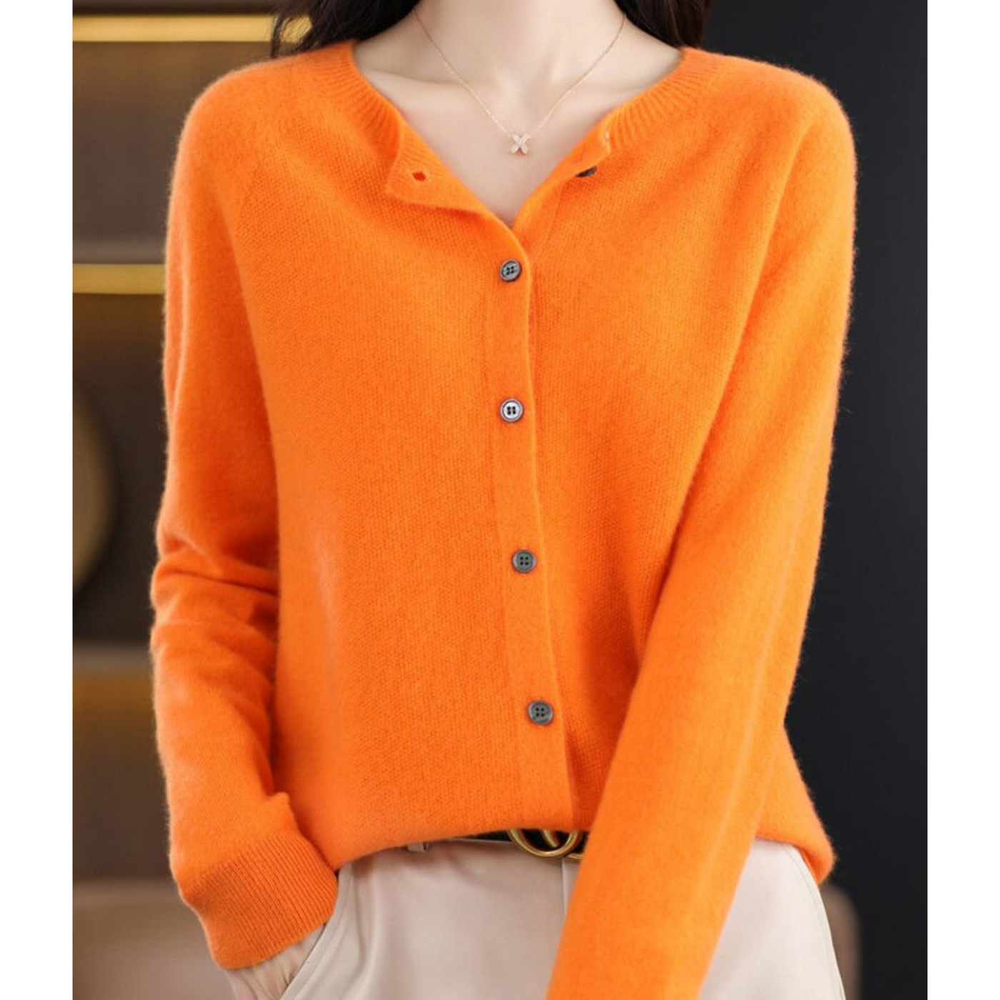 Mariví - Elegante Cardigan Cuello Redondo de Lana