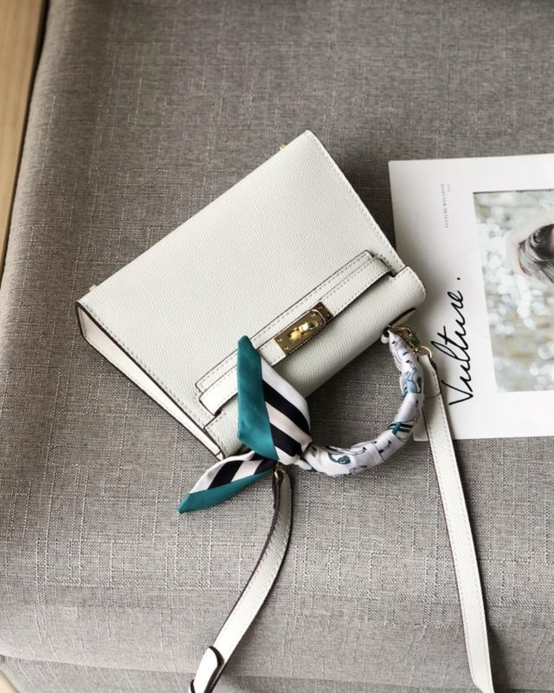Sabina - Elegante & Compacta Cartera de Cuero