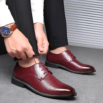 Desmond - Zapatos de cuero formales con detalles brogue para hombres
