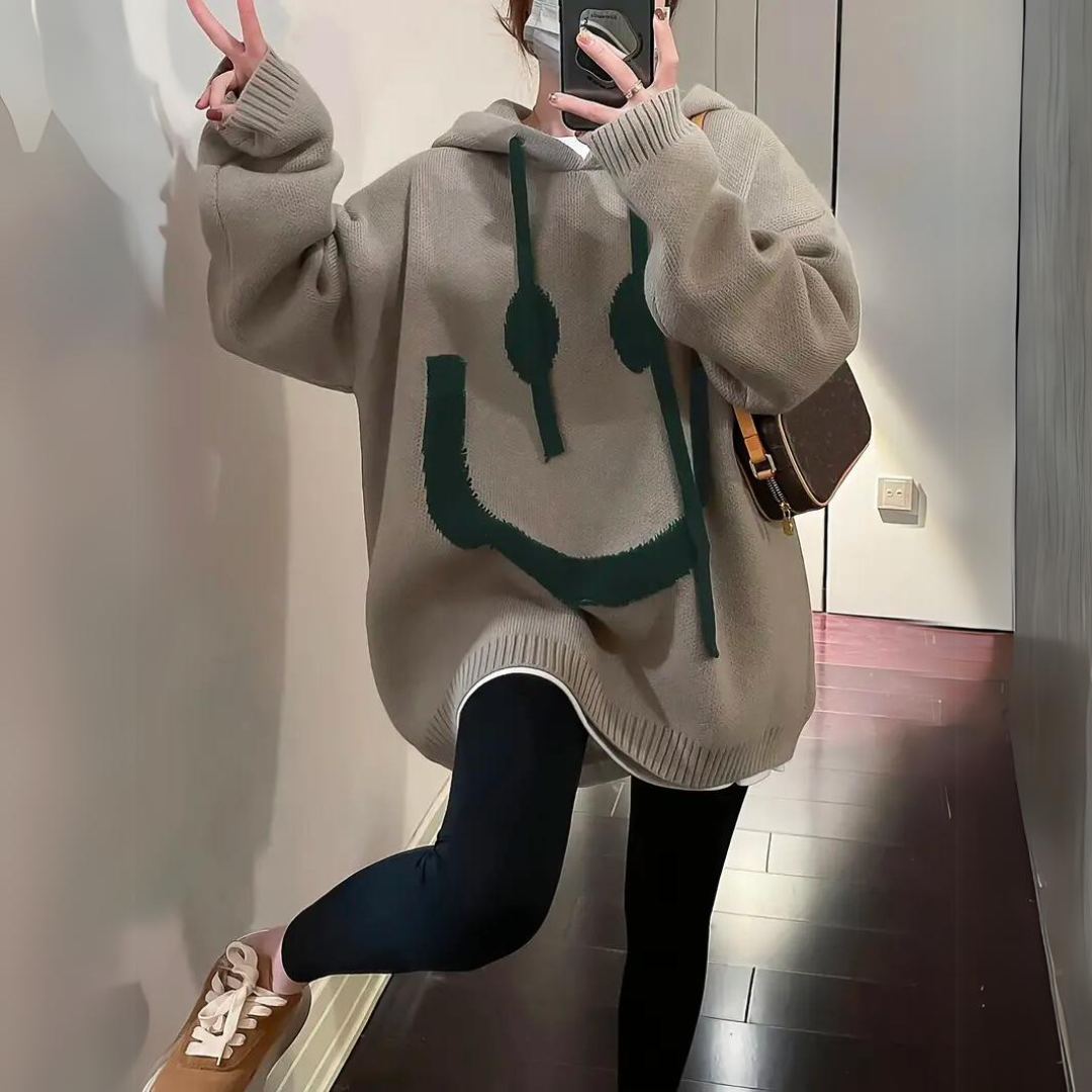 Emelia - Hoodie suelto con diseño de smiley para mujeres