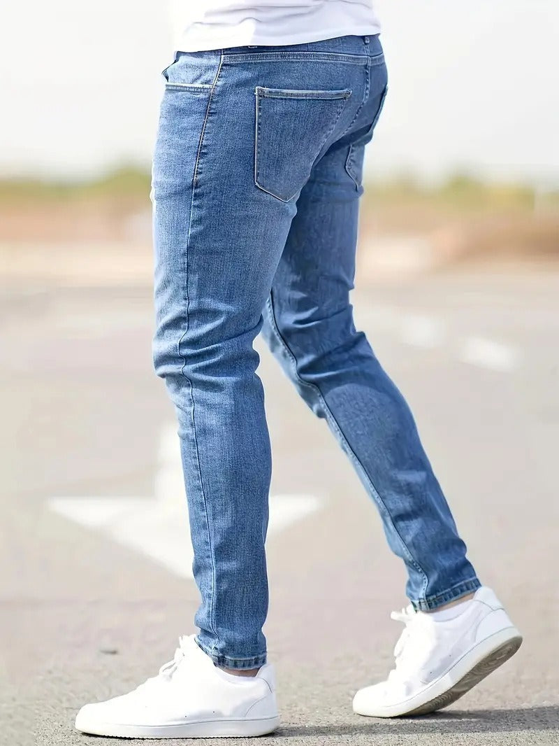 Malcolm – Denim Rasgado Clásico y Cool