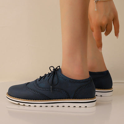 Tyrrell - Zapatos Oxford elegantes con cordones y detalles calados
