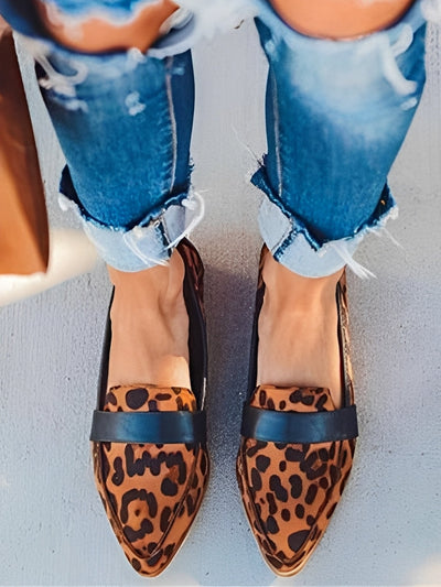 Christal - Elegantes mocasines de gamuza con punta para mujeres