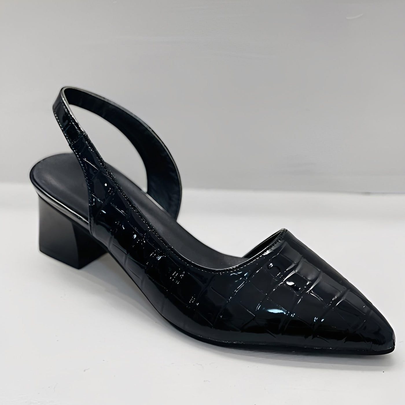 Nonie - Clásicas, cómodas sandalias para mujeres