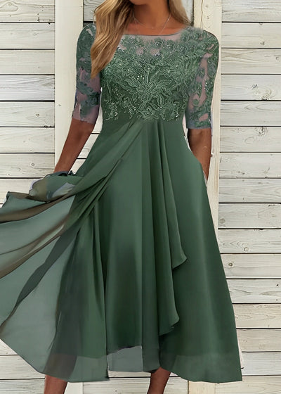 Colleen - Elegante, cortado vestido de encaje para mujeres