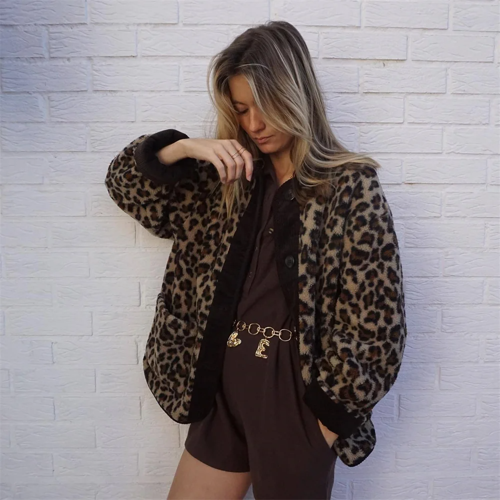 Mia - Chaqueta con estampado de leopardo para mujer