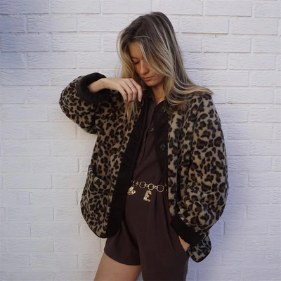 Mia - Chaqueta con estampado de leopardo para mujer