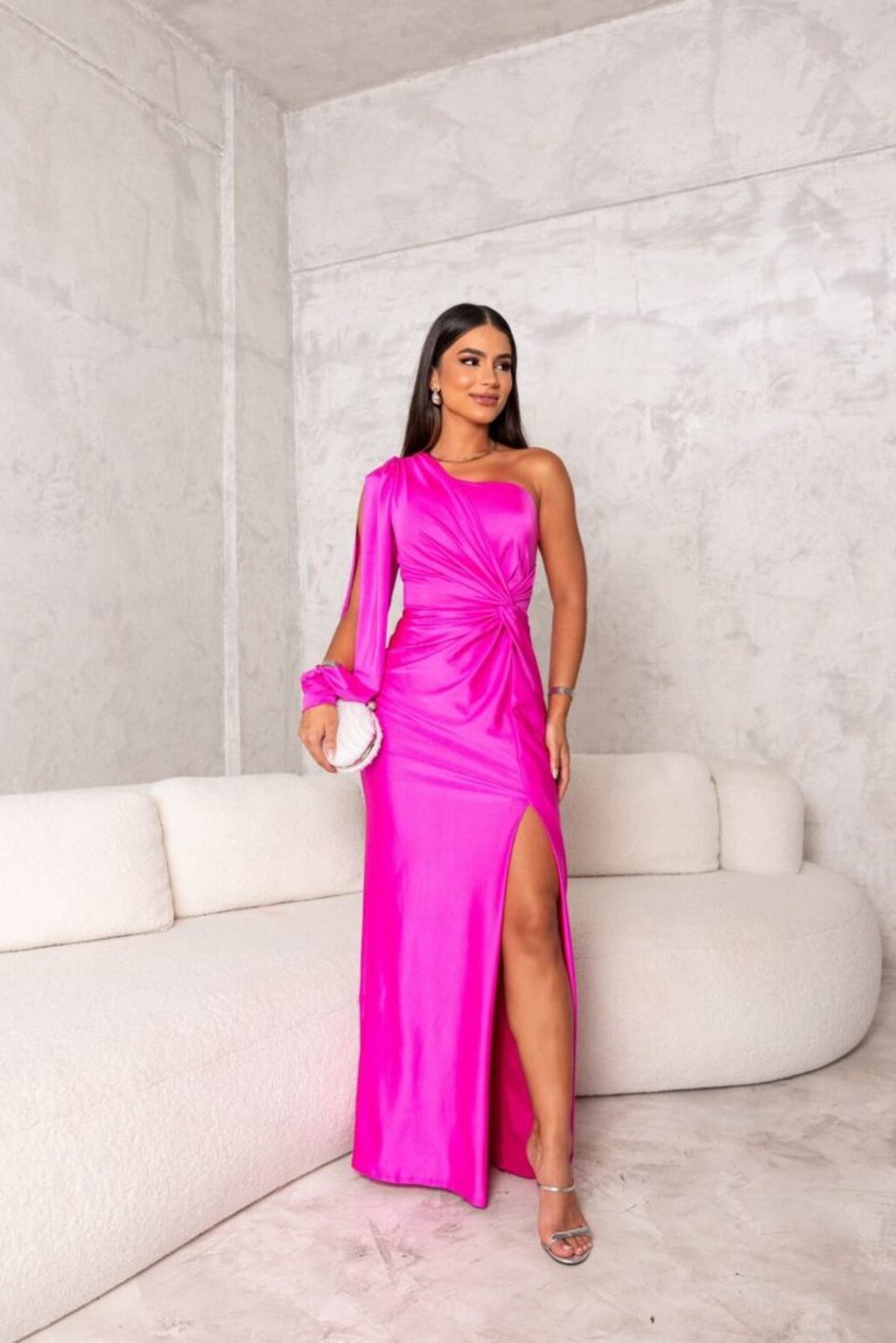 Fely - Vestido Satinado de Un Solo Hombro Radiante
