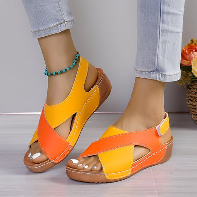 Clarissa - Sandalias casuales de cuña con correas cruzadas para mujeres