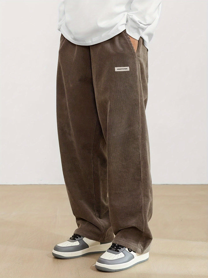 Murdock - Pantalón Ancho en Estilo Contemporáneo
