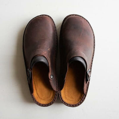 Yani - Pantuflas ortopédicas de piel para hombre color marrón con acolchado en el talón