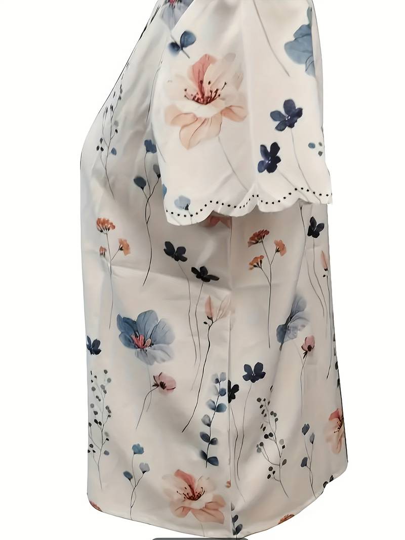 Alyana – Blusa Acampanada con Estampado Floral