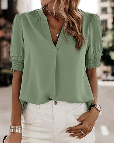 Sophia – Blusa con Cuello en V y Mangas Cortas