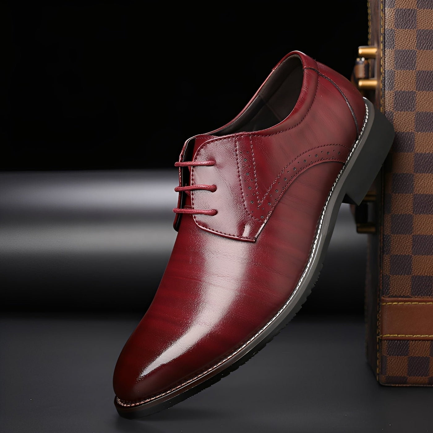 Desmond - Zapatos de cuero formales con detalles brogue para hombres