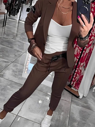 Kassandra - Elegante Conjunto de Chándal para Mujeres
