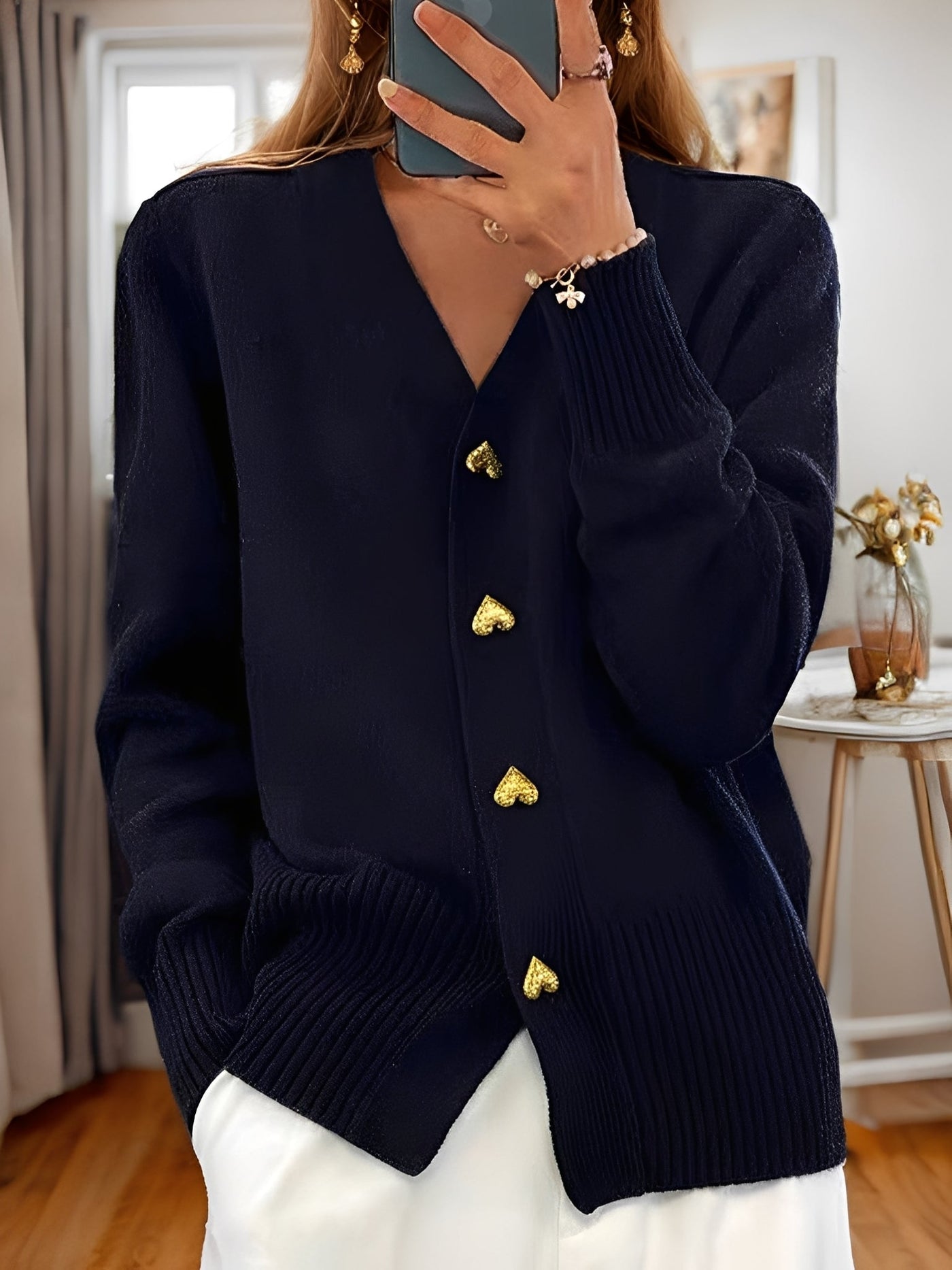 Annalee - Cardigan Elegante con Botones de Amor para Mujeres