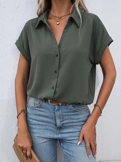 Mikha – Camiseta Esencial y Fresca para la Primavera