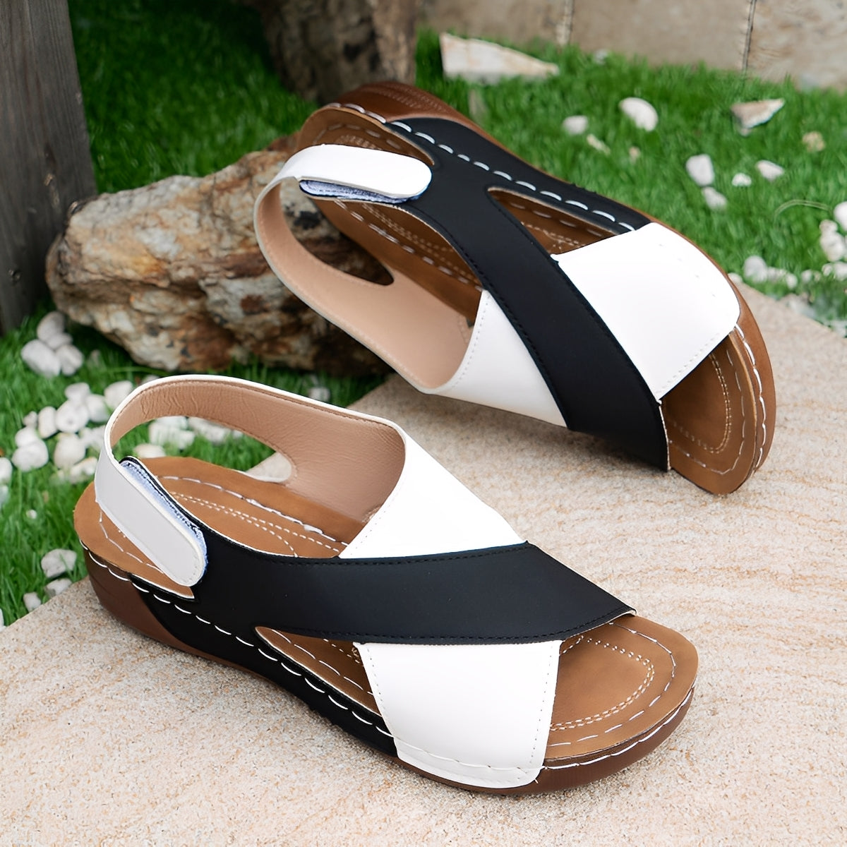 Clarissa - Sandalias casuales de cuña con correas cruzadas para mujeres