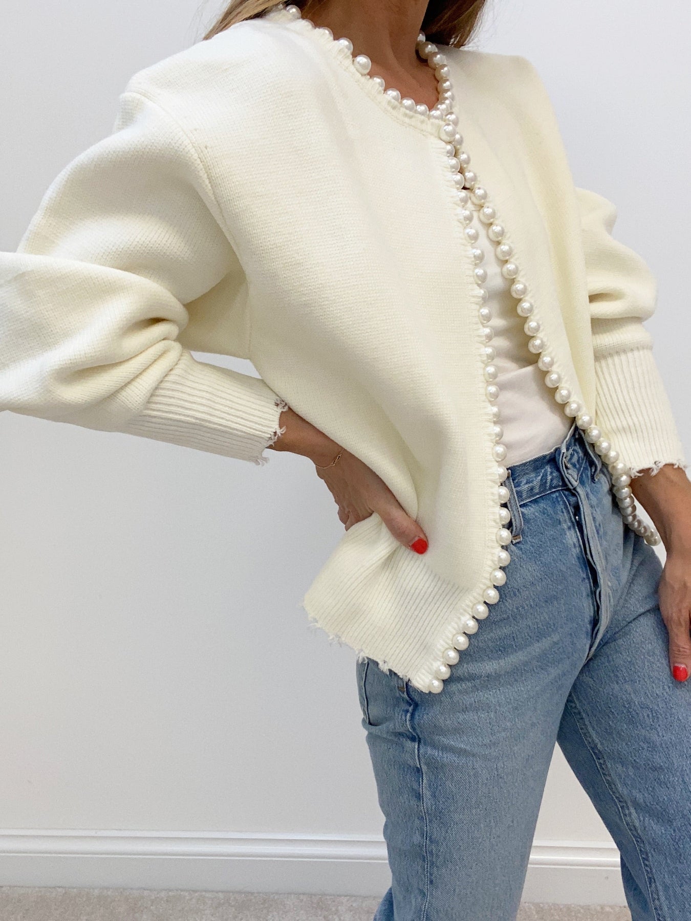 Vivien – Chaqueta de punto con adornos de perlas y bordes de franja
