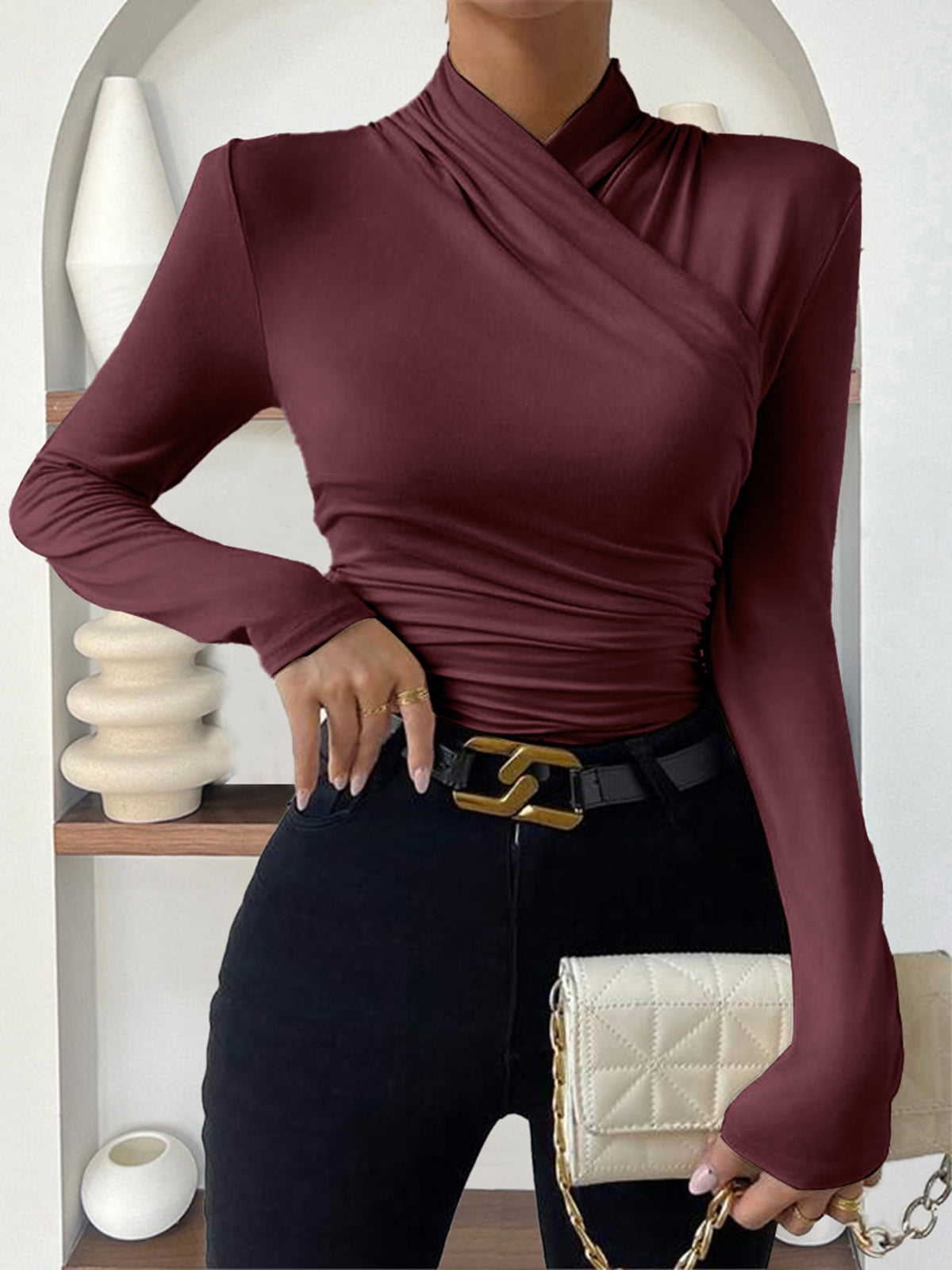 Isabelle – Suéter Atado con Collar Cruzado y Pliegues