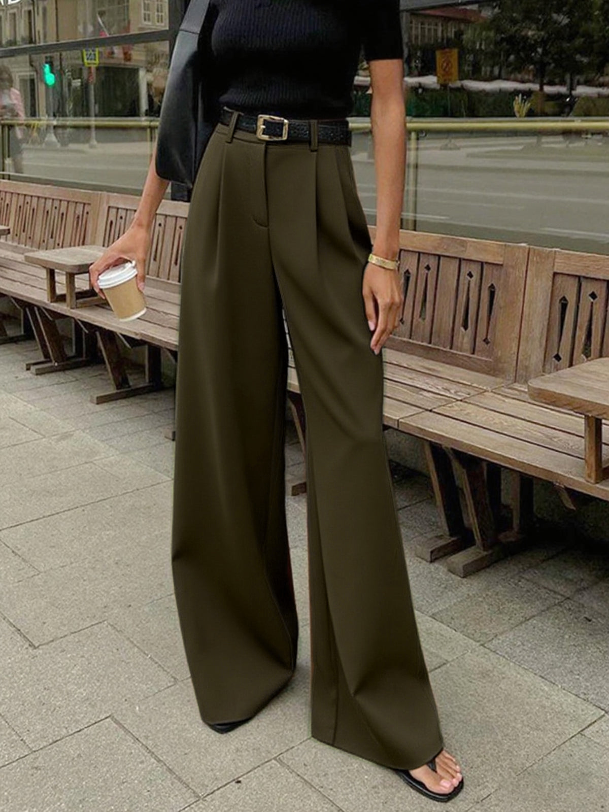 Marlene – Pantalón de Tela Ancho Sin Cinturón