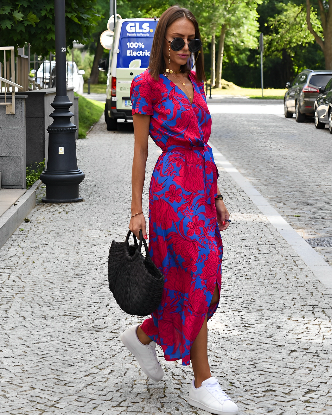 Elowen - Vestido de cintura floral