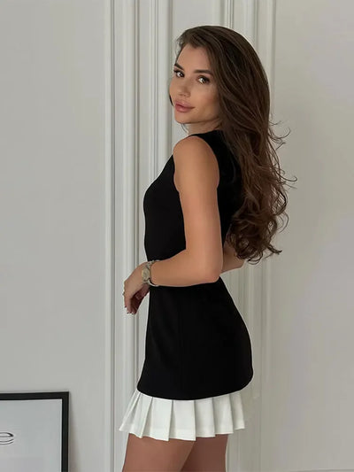 Cheska - Conjunto de Minivestido sin Mangas con Dobladillo Plisado