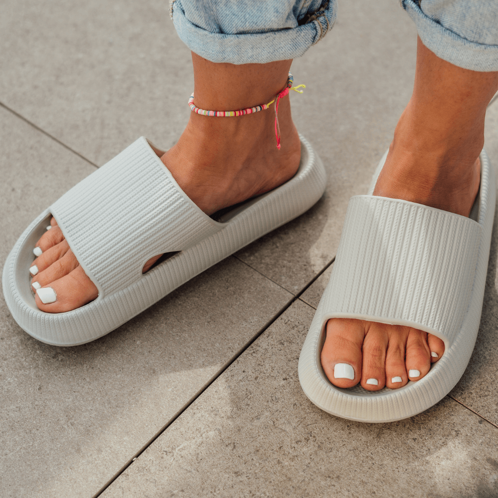 Rumi – Zapatillas cómodas para interior y exterior