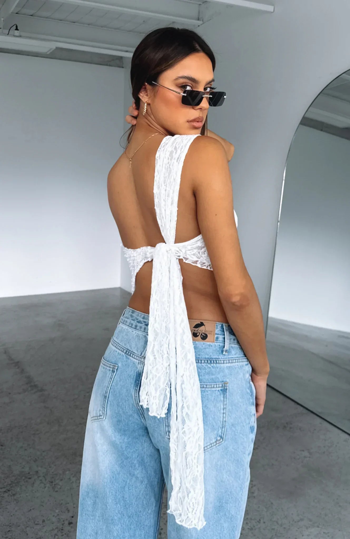 Luise - Top de encaje con detalles en la espalda
