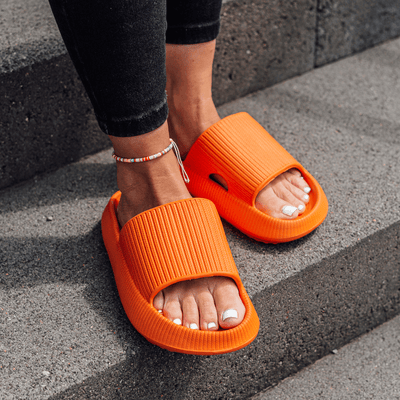 Rumi – Zapatillas cómodas para interior y exterior