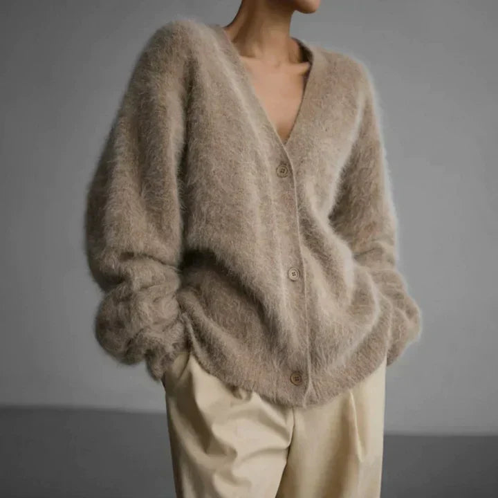 Isabelle – Suave y Elegante Cardigan