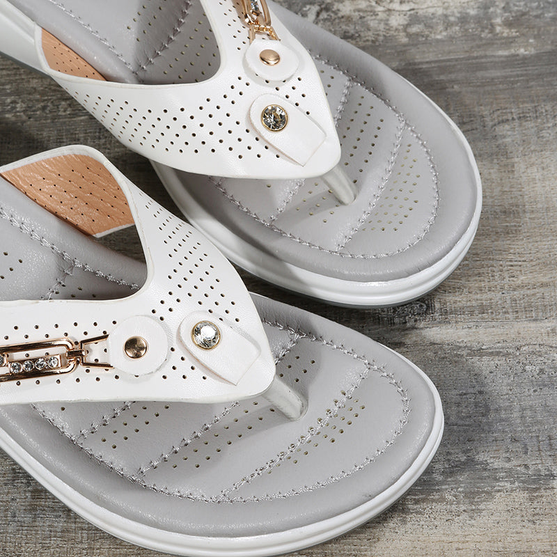 Darlene - Chanclas de Tacón Bajo