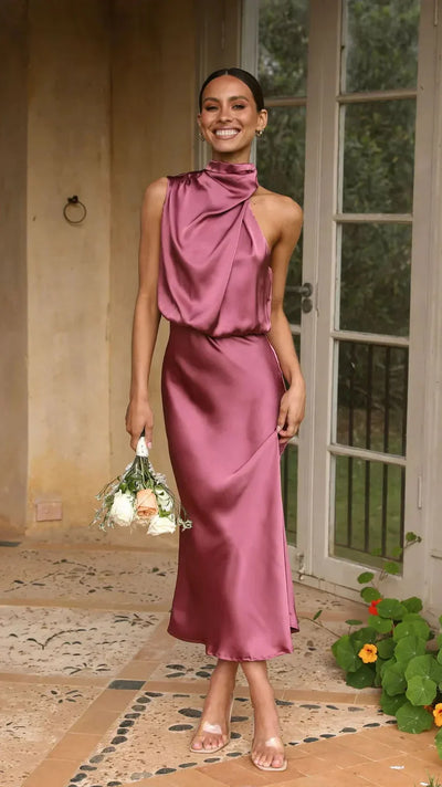 Trina - Elegante Vestido de Satén con Hombro Descubierto