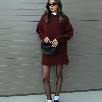 Amelie – Conjunto de Falda y Pullover