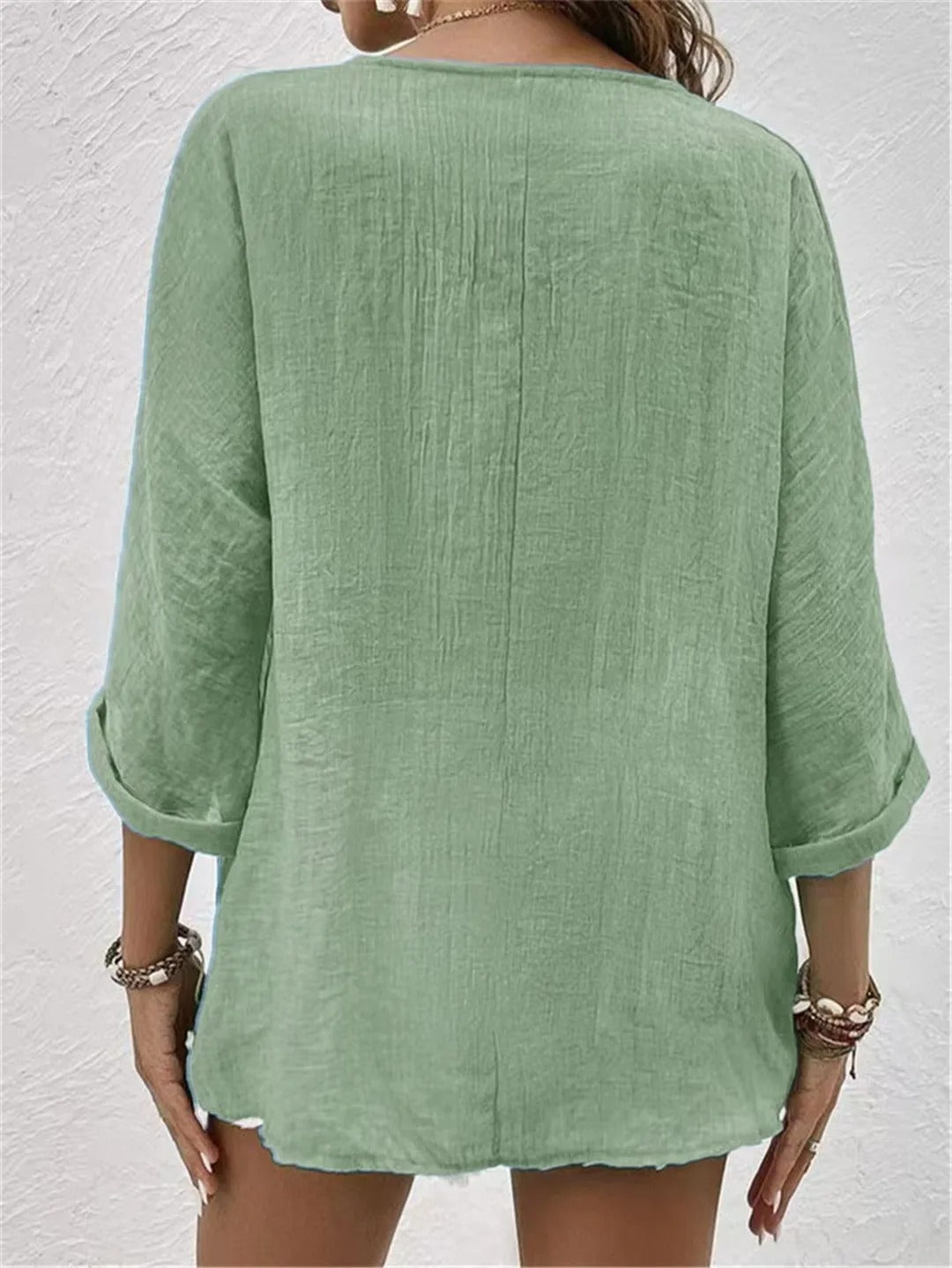 Katie - Blusa con Botones, Escote en V y Corte Moderno