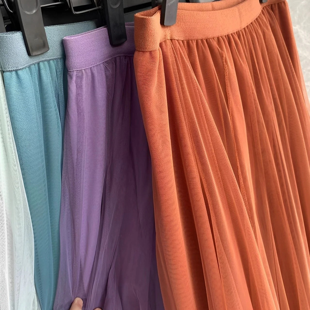 Kelly - Falda midi casual de malla plisada para mujer