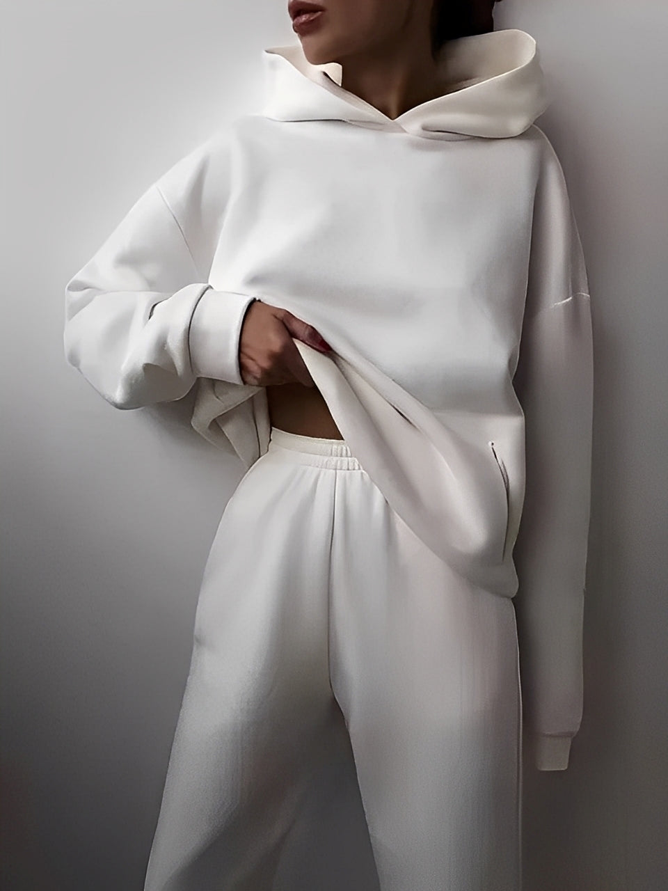 Adelia – Conjunto de Hoodie Unicolor