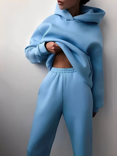 Adelia – Conjunto de Hoodie Unicolor