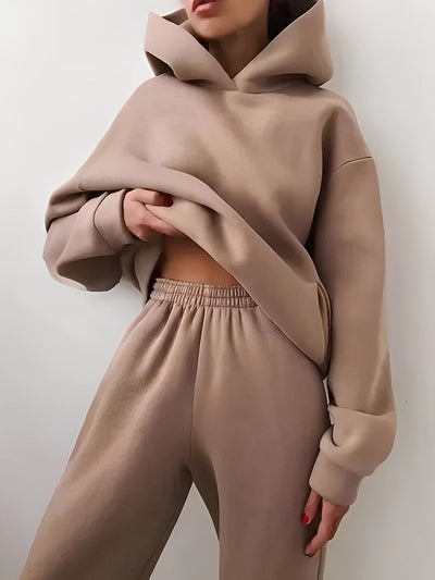 Adelia – Conjunto de Hoodie Unicolor
