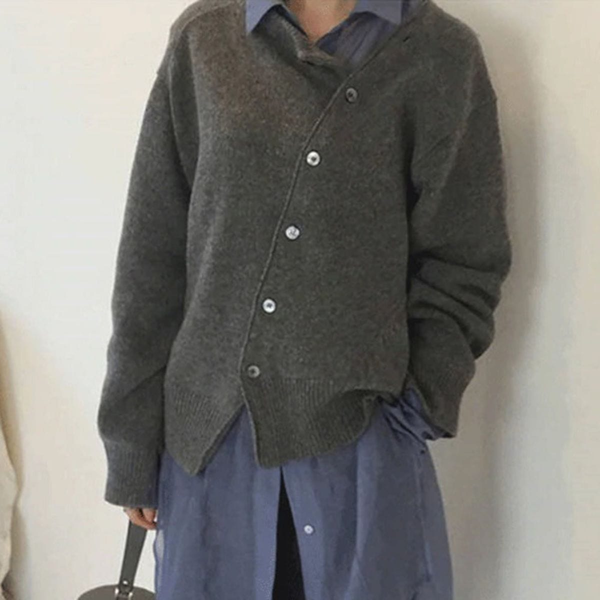 Erica - Chaqueta en estilo moderno con detalles de botones